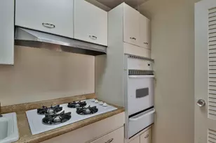 2401 H St NW, Washington, DC 20037 - Photo 17