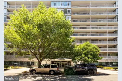 730 24th Street NW #414, Washington, DC 20037 - Photo 37