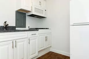 730 24th St NW, Washington, DC 20037 - Photo 5