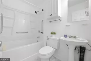 2015 4th St NE, Washington, DC 20002 - Photo 15