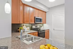 400 Massachusetts Ave NW, Washington, DC 20001 - Photo 13