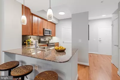 400 Massachusetts Avenue NW #803, Washington, DC 20001 - Photo 9