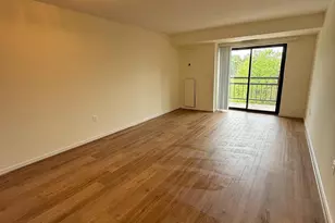 2111 Wisconsin Ave NW, Washington, DC 20007 - Photo 5