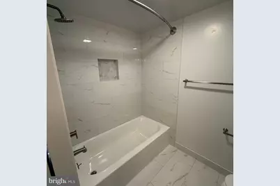 2111 Wisconsin Avenue NW #319, Washington, DC 20007 - Photo 13