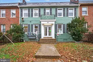 212 36th St NE, Washington, DC 20019 - Photo 1