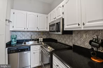 1615 Q Street NW #908, Washington, DC 20009 - Photo 7