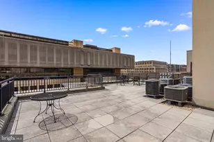 915 E St NW, Washington, DC 20004 - Photo 39