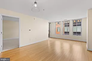 915 E St NW, Washington, DC 20004 - Photo 19