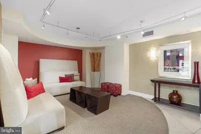 915 E Street NW #1202, Washington, DC 20004 - Photo 5