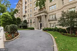 1026 16th St NW, Washington, DC 20036 - Photo 1
