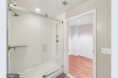 437 New York Avenue NW #324, Washington, DC 20001 - Photo 19