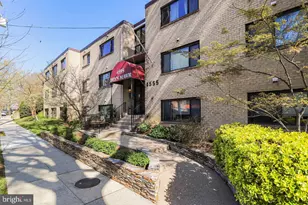 4555 MacArthur Blvd NW, Washington, DC 20007 - Photo 25