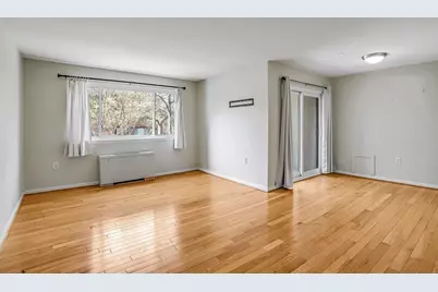 4555 Macarthur Boulevard NW #103, Washington, DC 20007 - Photo 3