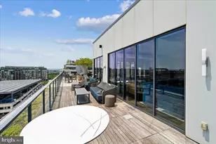 70 N Street SE, Washington, DC 20003 - Photo 35