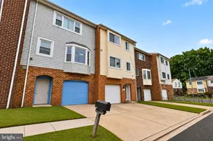 1915 Valley Terrace SE, Washington, DC 20032 - Photo 3
