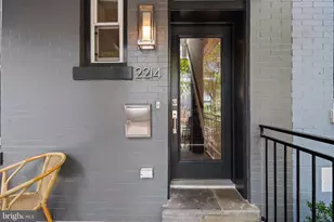 2214 Flagler Pl NW, Washington, DC 20001 - Photo 5