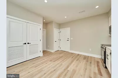 1016 17th Place NE #203, Washington, DC 20002 - Photo 11