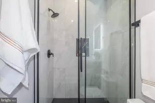1332 G St SE, Washington, DC 20003 - Photo 29