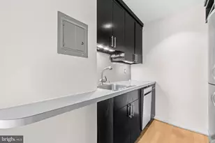 1601 18th St NW, Washington, DC 20009 - Photo 9