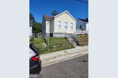 913 47th Place NE, Washington, DC 20019 - Photo 1