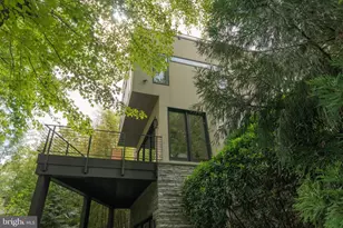 2905 University Terrace NW, Washington, DC 20016 - Photo 43
