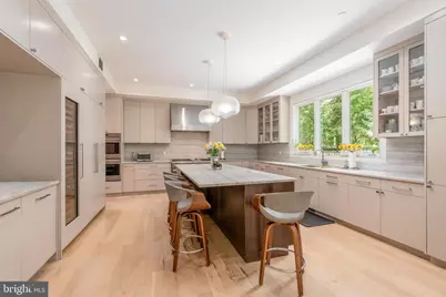 2905 University Terrace NW, Washington, DC 20016 - Photo 13