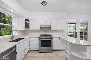 2816 Ellicott St NW, Washington, DC 20008 - Photo 11