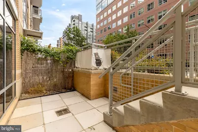 1025 1st SE #104, Washington, DC 20003 - Photo 19