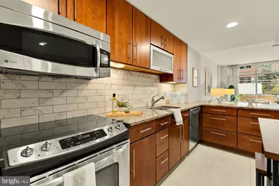 1025 1st SE #104, Washington, DC 20003 - Photo 13