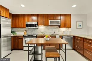 1025 1st SE, Washington, DC 20003 - Photo 3