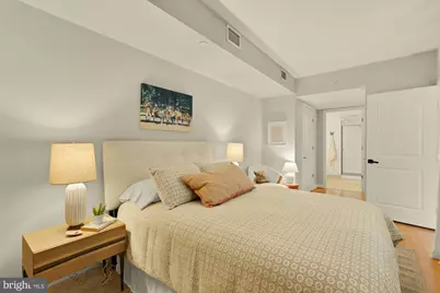 1025 1st SE #104, Washington, DC 20003 - Photo 23