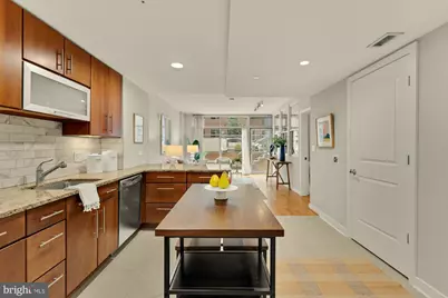 1025 1st SE #104, Washington, DC 20003 - Photo 9