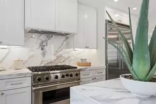 5439 30th Pl NW, Washington, DC 20015 - Photo 9