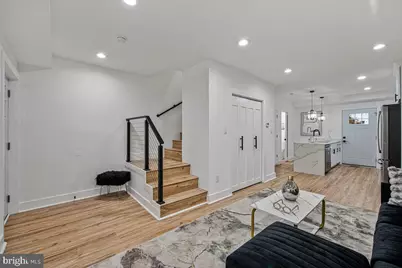 305 34th Place NE, Washington, DC 20019 - Photo 9