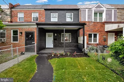 305 34th Place NE, Washington, DC 20019 - Photo 3
