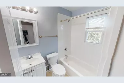 933 52nd Street NE #5, Washington, DC 20019 - Photo 3