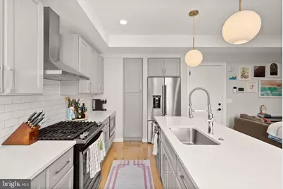 811 Upshur Street NW #6, Washington, DC 20011 - Photo 5