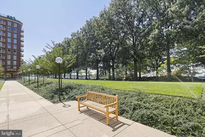 560 N Street SW #801, Washington, DC 20024 - Photo 39