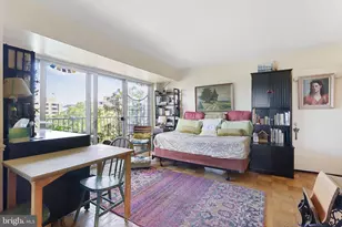 560 N St SW, Washington, DC 20024 - Photo 11