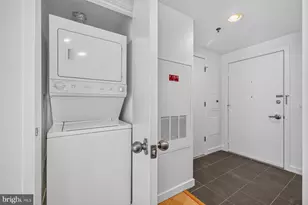 3883 Connecticut Ave NW, Washington, DC 20008 - Photo 15
