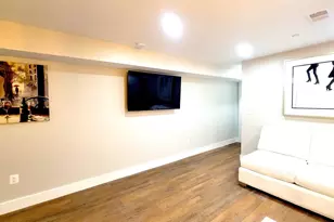 51 Q St NW, Washington, DC 20001 - Photo 31