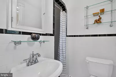 2505 39th Street NW, Washington, DC 20007 - Photo 13