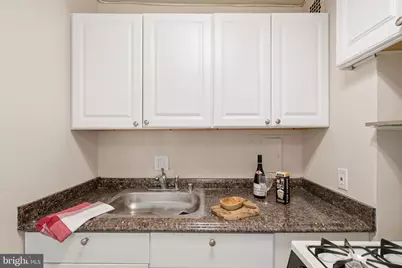2800 Wisconsin Ave NW #405, Washington, DC 20007 - Photo 15