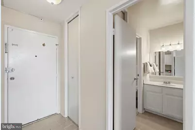 2800 Wisconsin Ave NW #405, Washington, DC 20007 - Photo 17