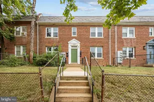 1838 C St SE, Washington, DC 20003 - Photo 17