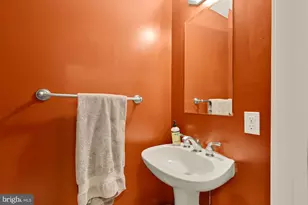 2363 Champlain St NW, Washington, DC 20009 - Photo 19