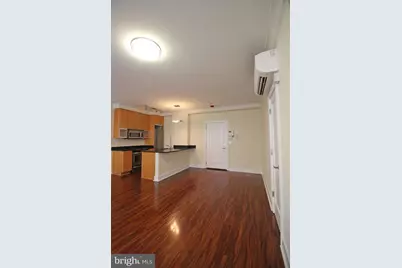 1121 24th Street NW #302, Washington, DC 20037 - Photo 3