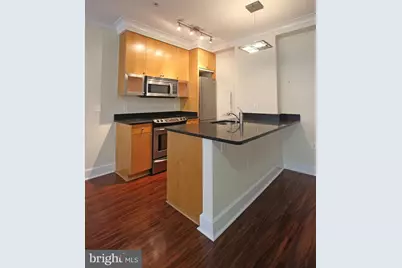 1121 24th Street NW #302, Washington, DC 20037 - Photo 9