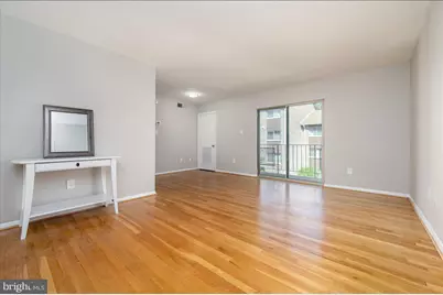 7054 Eastern Avenue NW #304, Washington, DC 20012 - Photo 3