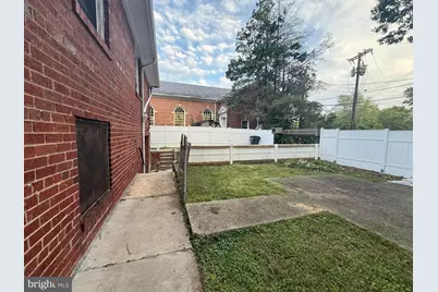 8020 Eastern Avenue NW, Washington, DC 20012 - Photo 47
